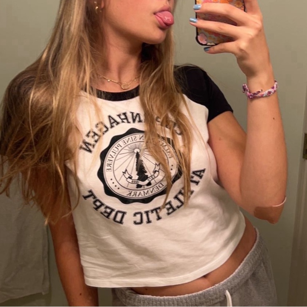 graphic baby tee